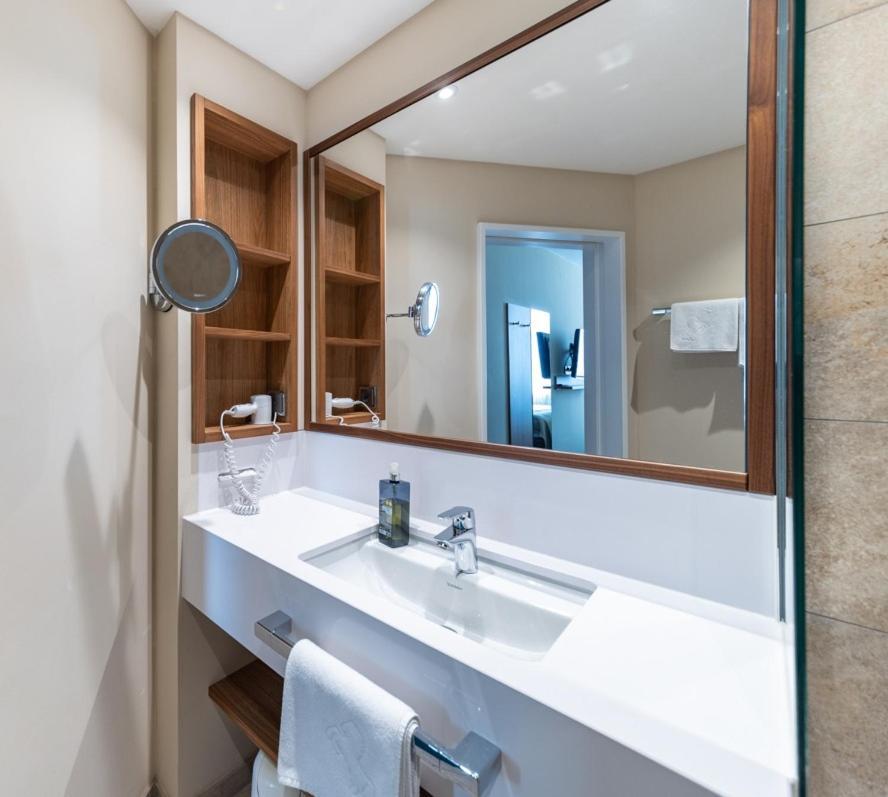 Hotel Ross シュヴァインフルト エクステリア 写真