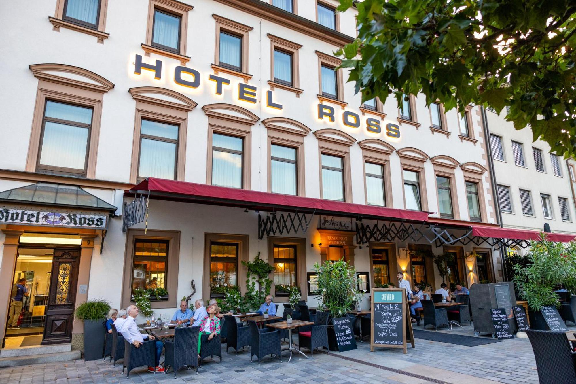 Hotel Ross シュヴァインフルト エクステリア 写真